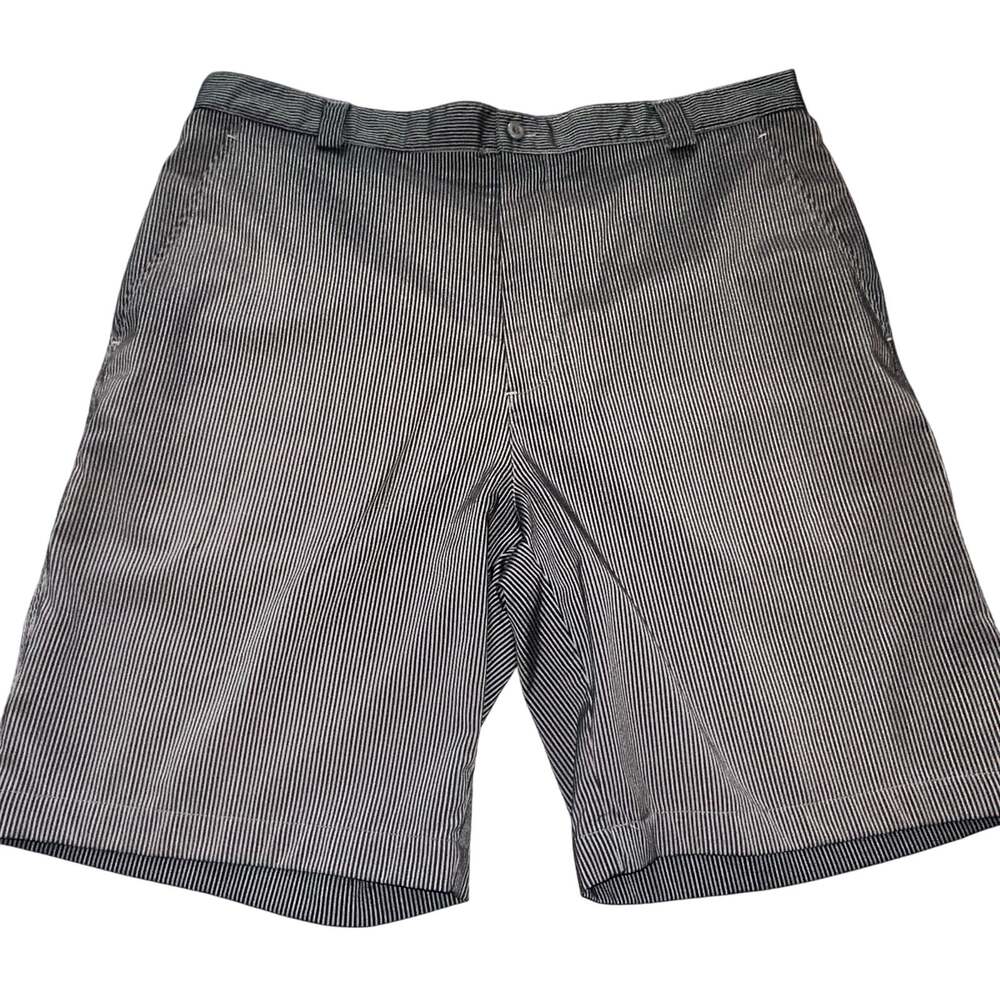 Snake Eyes Golf Shorts Size 36